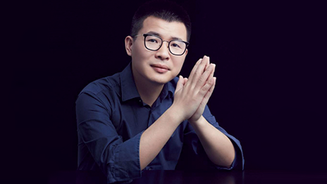 以史润商，以文立心：陈润的商业书写与文学归途